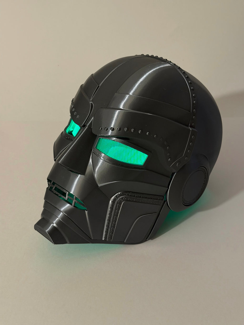 Avengers Doomsday Doctor Doom Inspired 3D Printed Mask – Premium Cosplay Helmet & Collector Display Prop