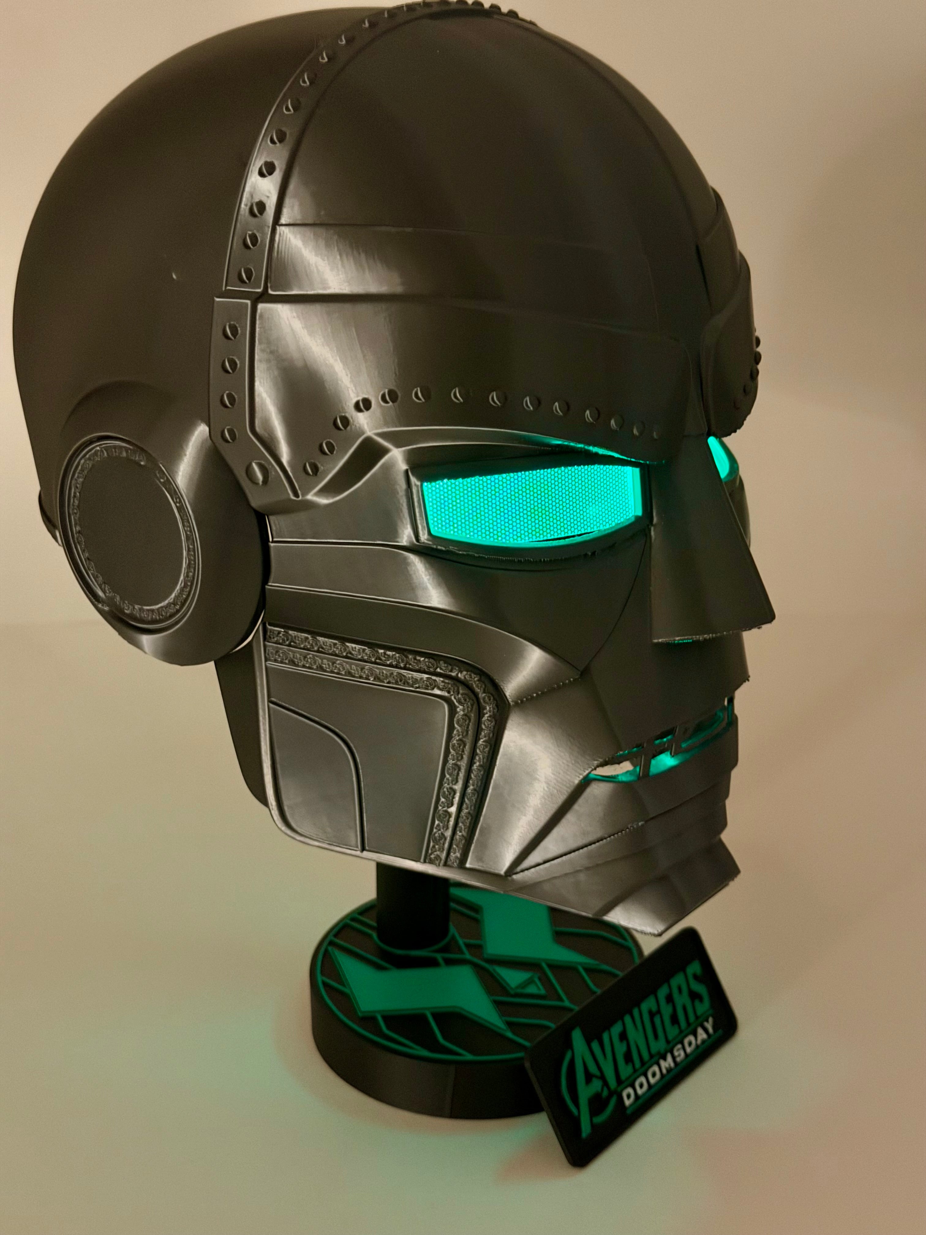 Avengers Doomsday Doctor Doom Inspired 3D Printed Mask – Premium Cosplay Helmet & Collector Display Prop