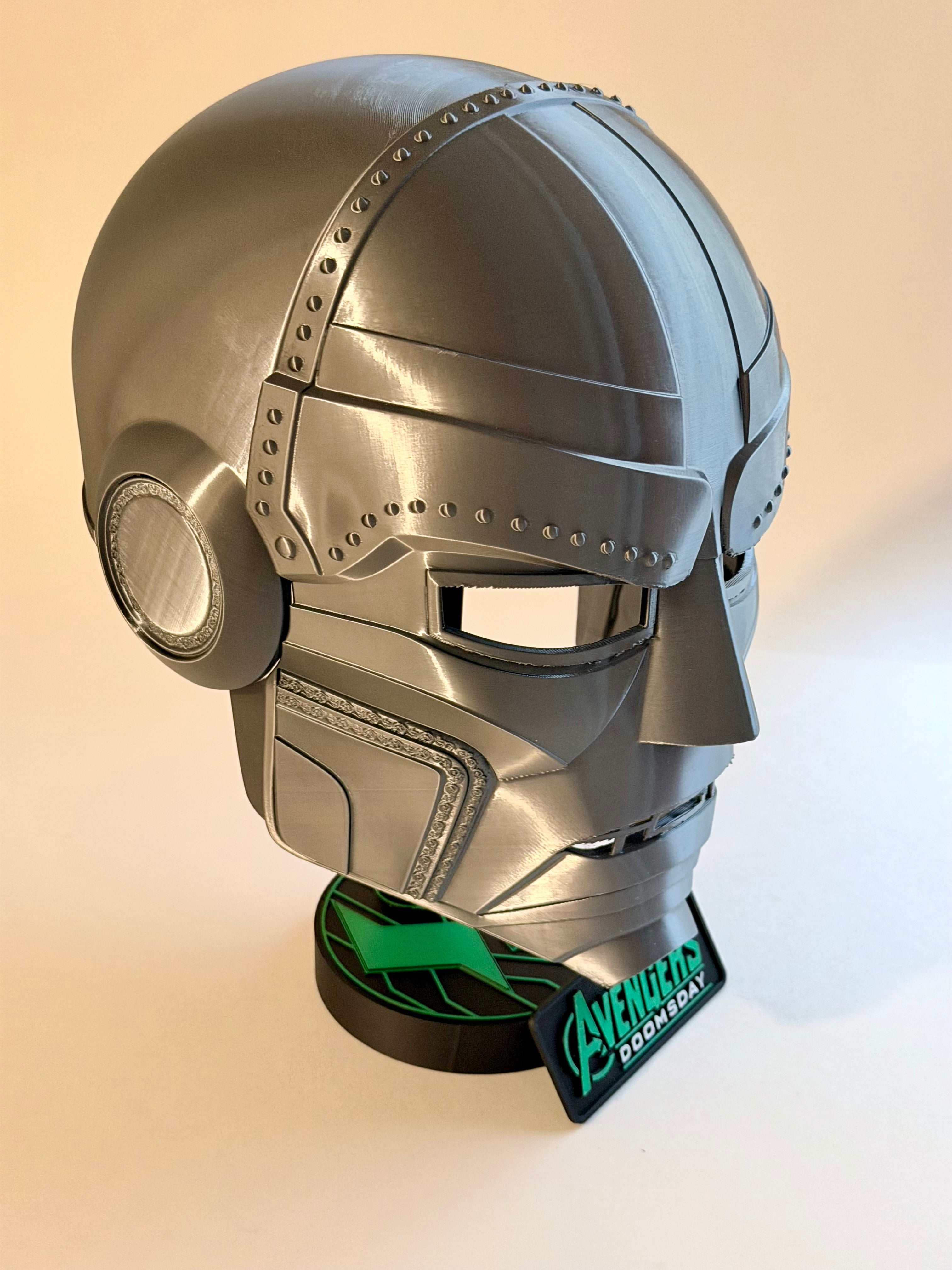 Avengers Doomsday Doctor Doom Inspired 3D Printed Mask – Premium Cosplay Helmet & Collector Display Prop
