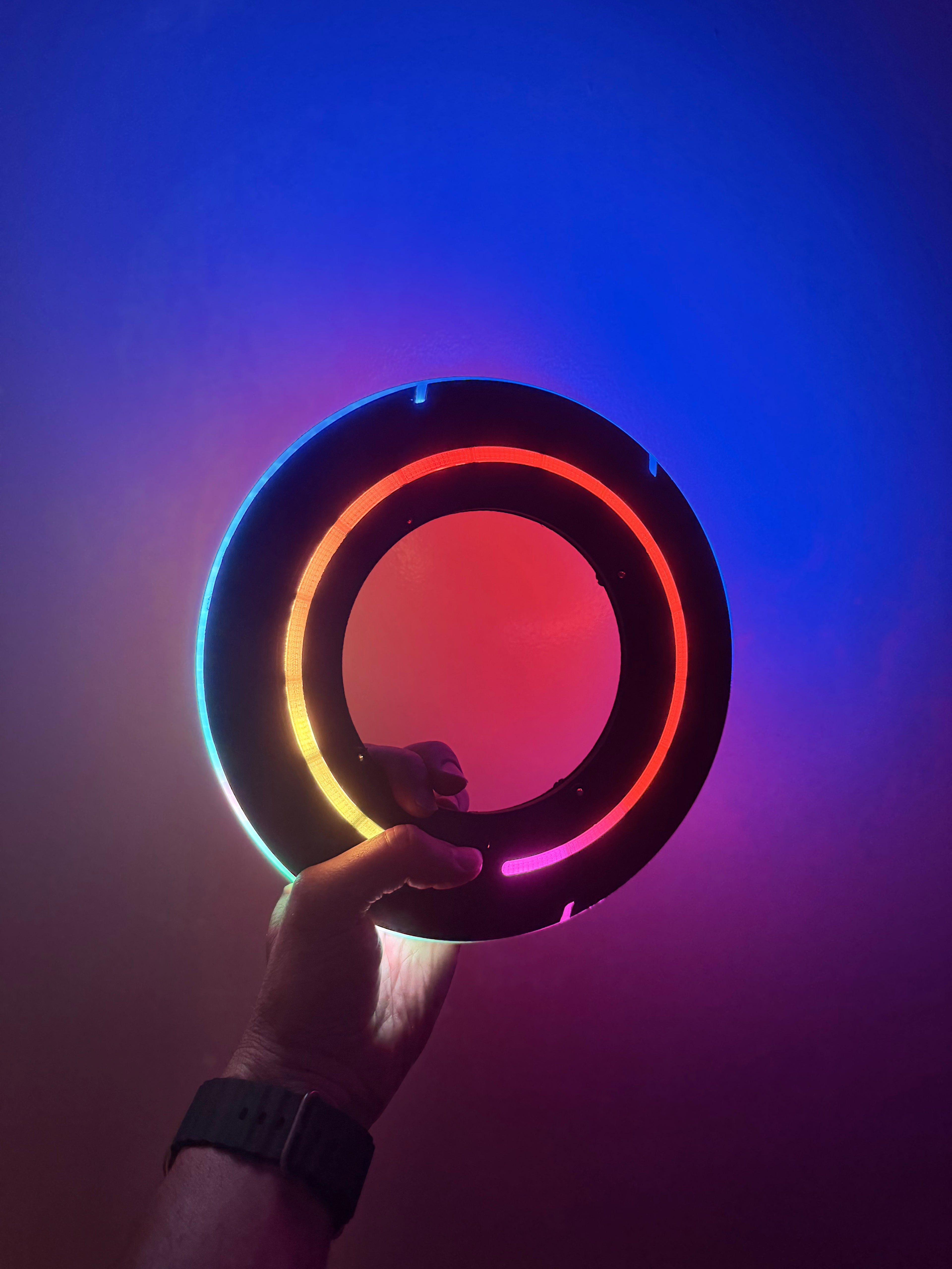 TRON Legacy Identity Disc Replica – LED Light & Sound FX with Display Stand | USB-C Rechargeable