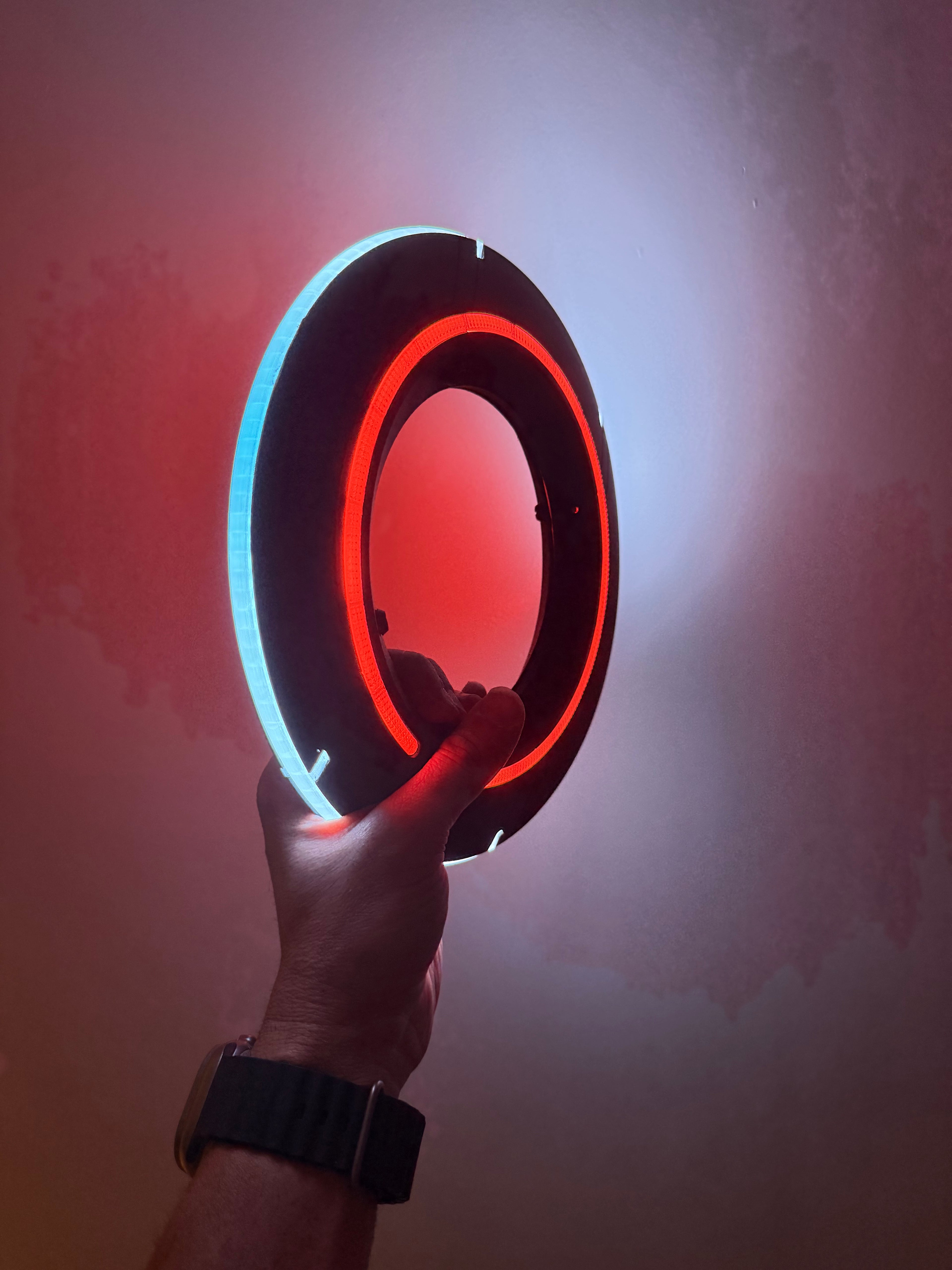 TRON Legacy Identity Disc Replica – LED Light & Sound FX with Display Stand | USB-C Rechargeable