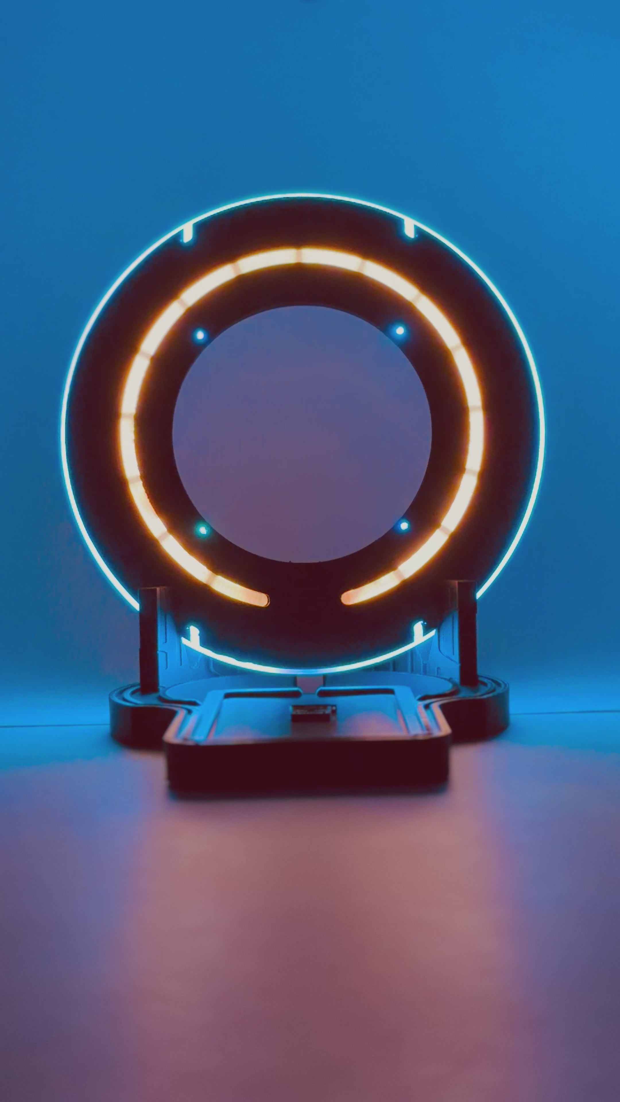 TRON Legacy Identity Disc Replica – LED Light & Sound FX with Display Stand | USB-C Rechargeable